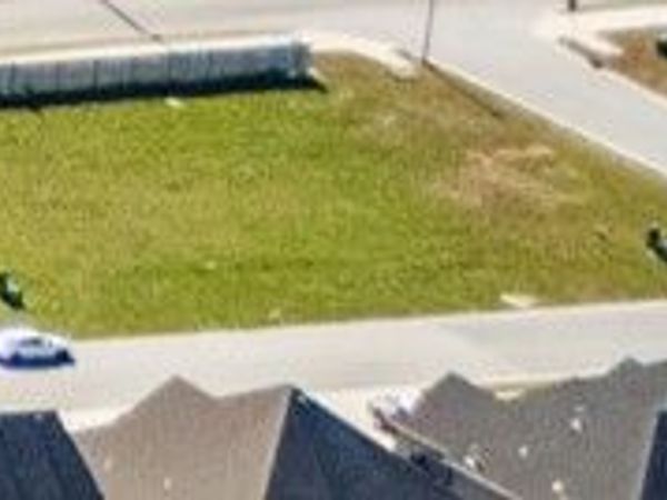 1921 Peacock Road , Centerton, AR 72719
