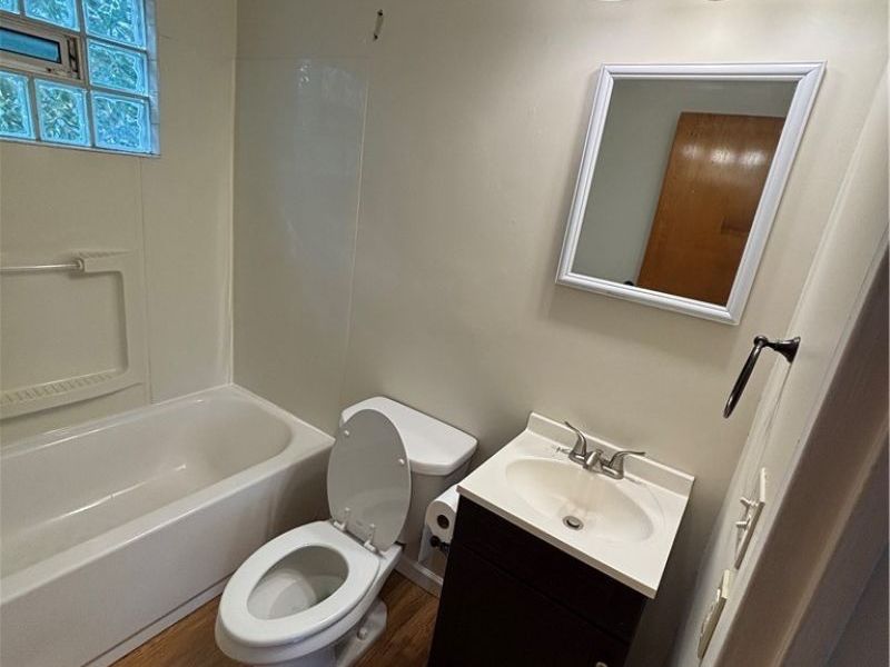 4058 Fulton Boulevard, Cleveland, OH 44144 Photo 13