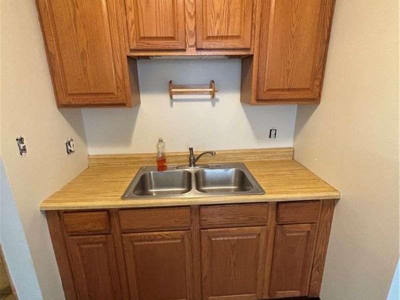 4058 Fulton Boulevard, Cleveland, OH 44144 Photo 6