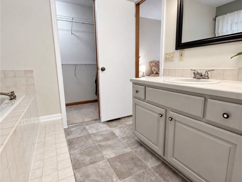 5791 Nicholson Drive, Hudson, OH 44236 Photo 24