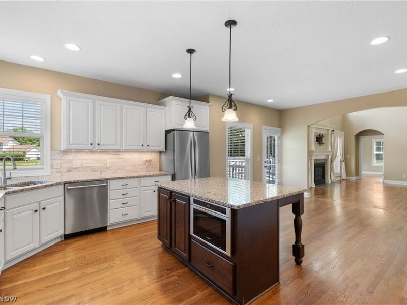 3901 Creekside Drive , Uniontown, OH 44685 Photo 11