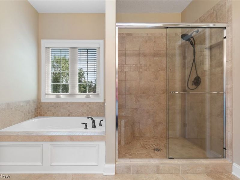 3901 Creekside Drive , Uniontown, OH 44685 Photo 17