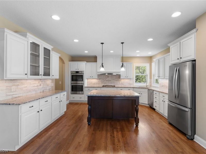 3901 Creekside Drive , Uniontown, OH 44685 Photo 8