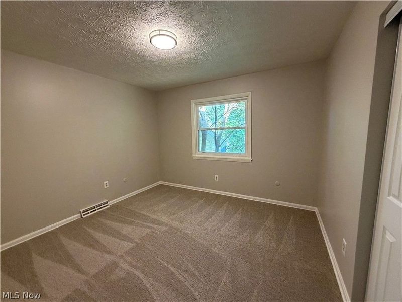 1065 Easton Drive , Akron, OH 44310 Photo 10