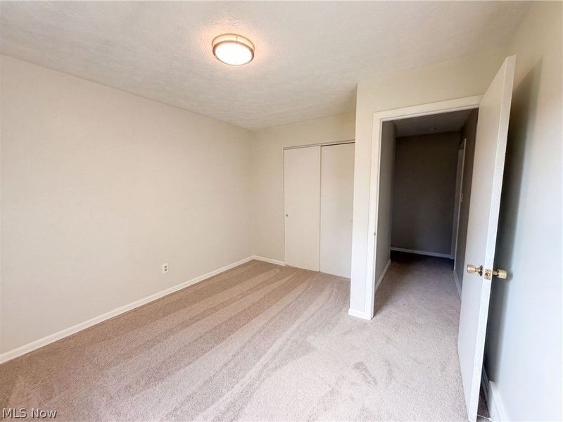 1065 Easton Drive , Akron, OH 44310 Photo 9