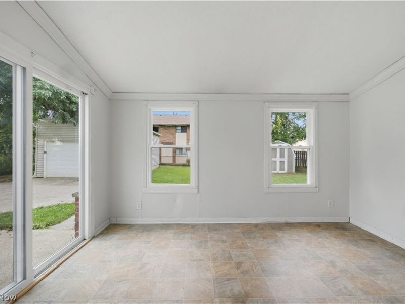 6534 Aylesworth Drive , Parma Heights, OH 44130 Photo 8