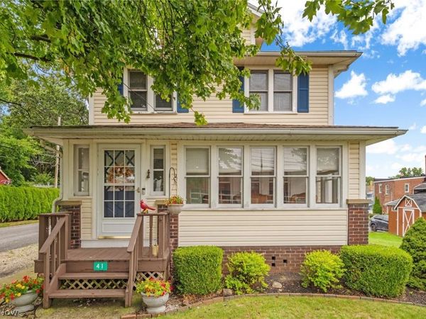 41 W Marion Street , Doylestown, OH 44230