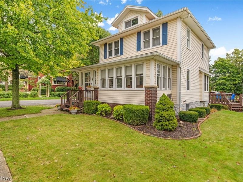 41 W Marion Street , Doylestown, OH 44230 Photo 2