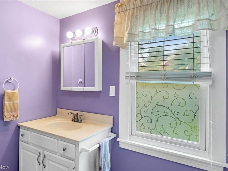 41 W Marion Street , Doylestown, OH 44230 Photo 22