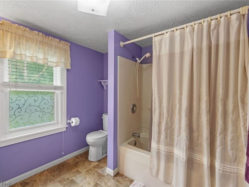 41 W Marion Street , Doylestown, OH 44230 Photo 23
