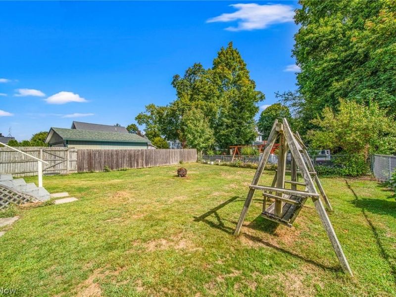 165 S Eagle Street , Geneva, OH 44041 Photo 15