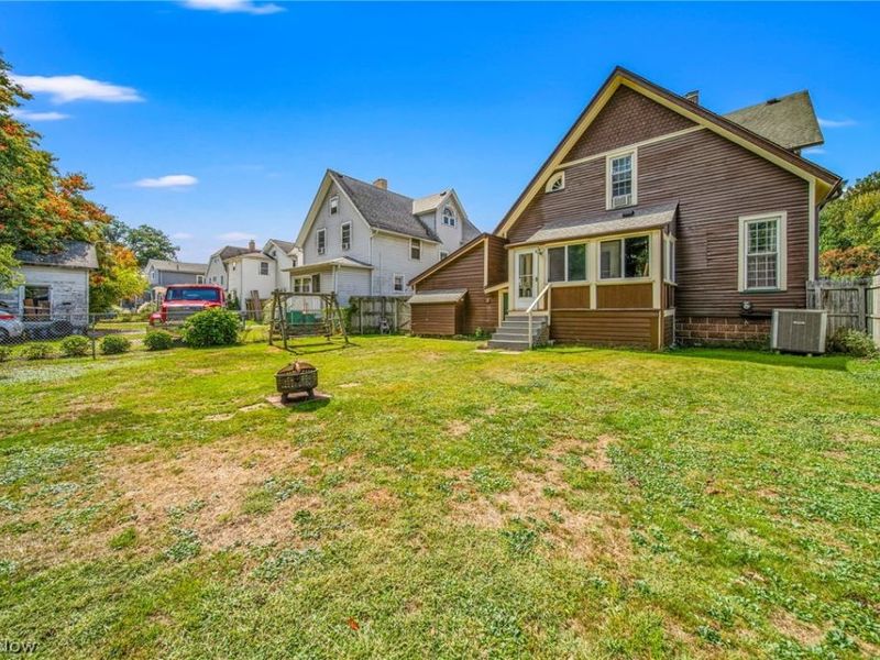 165 S Eagle Street , Geneva, OH 44041 Photo 16