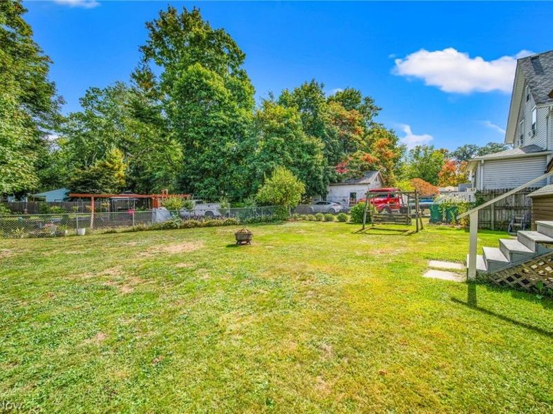 165 S Eagle Street , Geneva, OH 44041 Photo 18