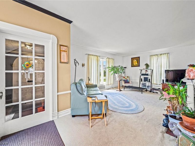 165 S Eagle Street , Geneva, OH 44041 Photo 6