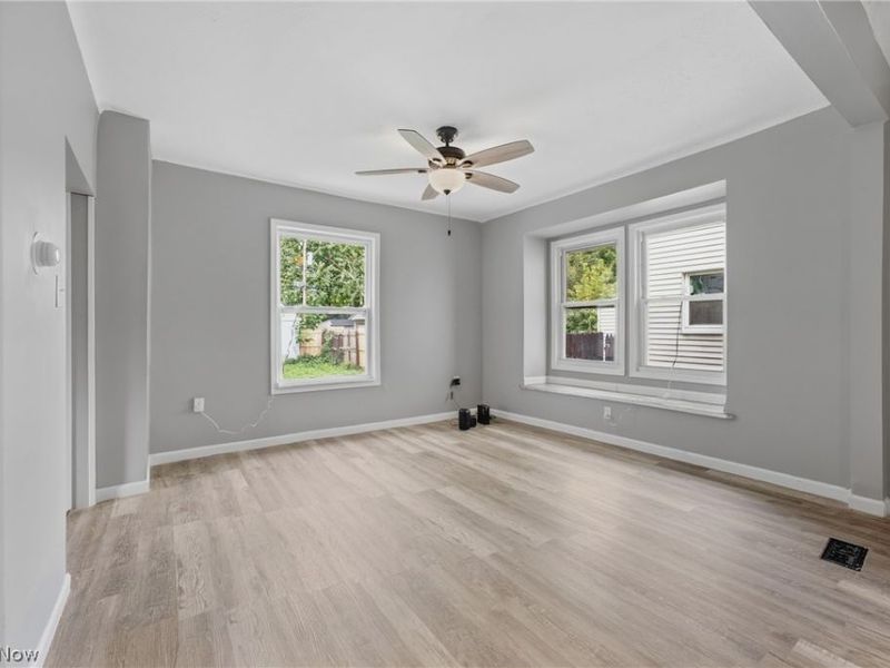 2162 W 95th Street , Cleveland, OH 44102 Photo 10