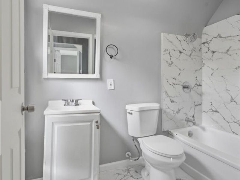 2162 W 95th Street , Cleveland, OH 44102 Photo 17