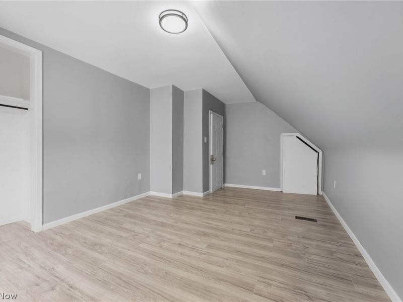 2162 W 95th Street , Cleveland, OH 44102 Photo 19