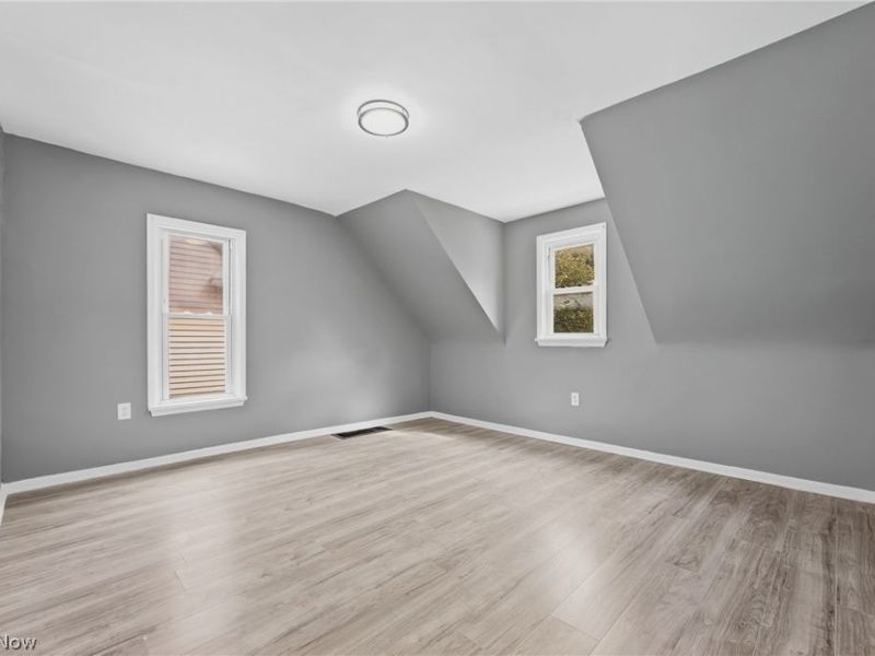 2162 W 95th Street , Cleveland, OH 44102 Photo 20
