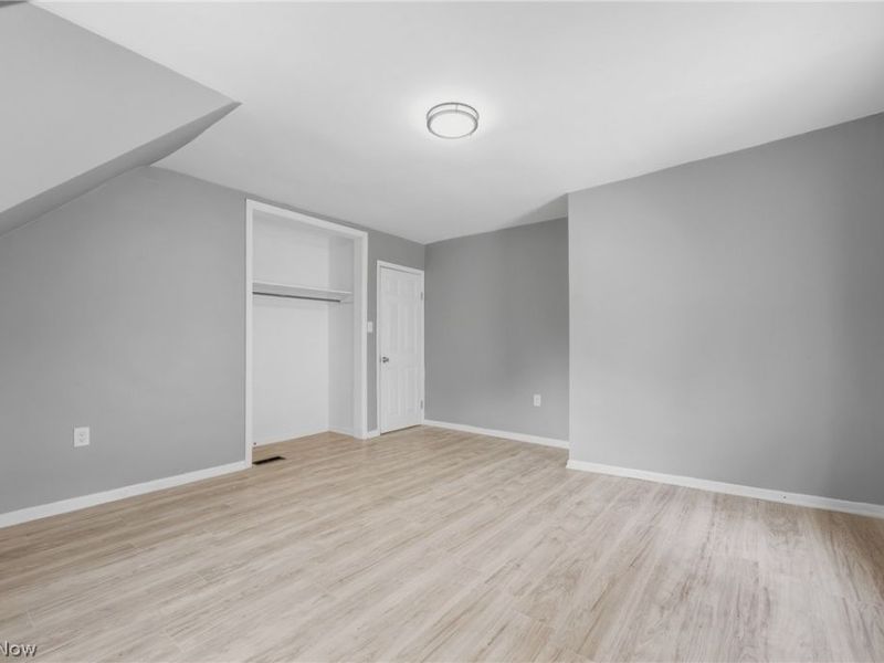 2162 W 95th Street , Cleveland, OH 44102 Photo 21