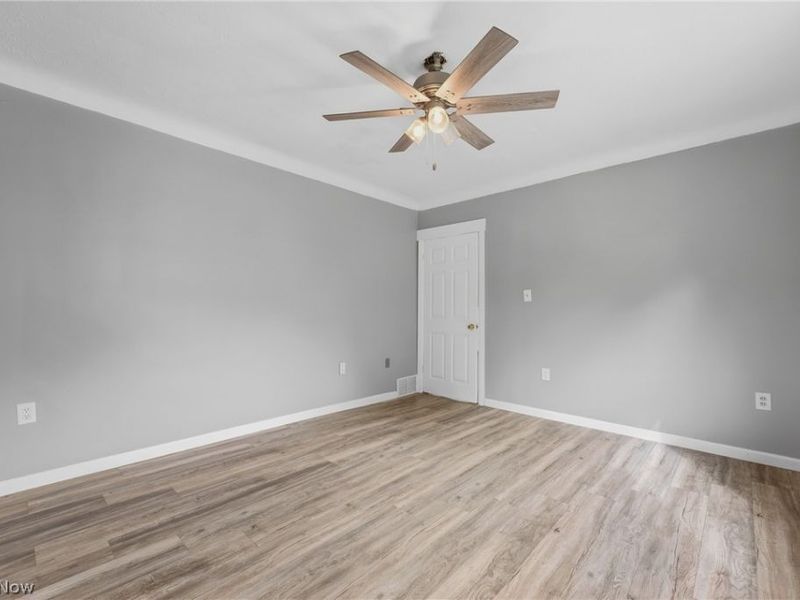 2162 W 95th Street , Cleveland, OH 44102 Photo 26