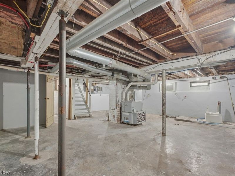 2162 W 95th Street , Cleveland, OH 44102 Photo 32