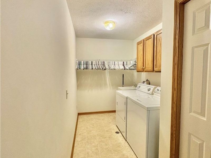 2146 University Commons Drive SE, Massillon, OH 44646 Photo 13