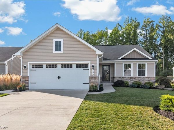 1672 Leslie Drive , Streetsboro, OH 44241