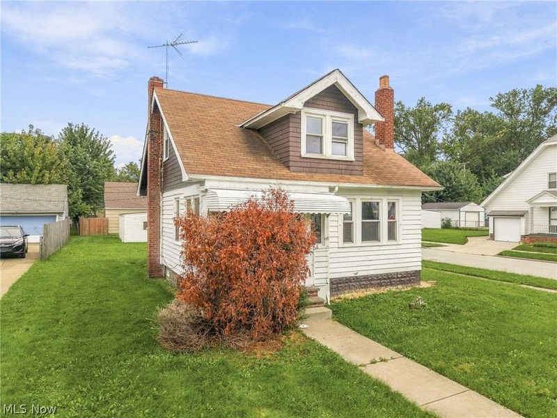 287 E 248th Street , Euclid, OH 44123 Photo 2