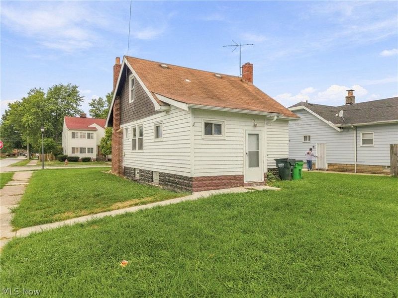 287 E 248th Street , Euclid, OH 44123 Photo 28