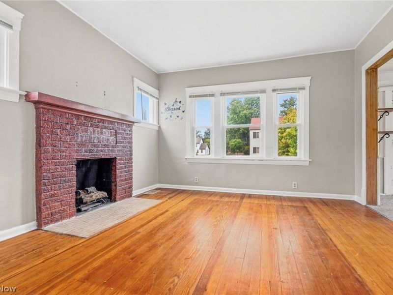 287 E 248th Street , Euclid, OH 44123 Photo 8