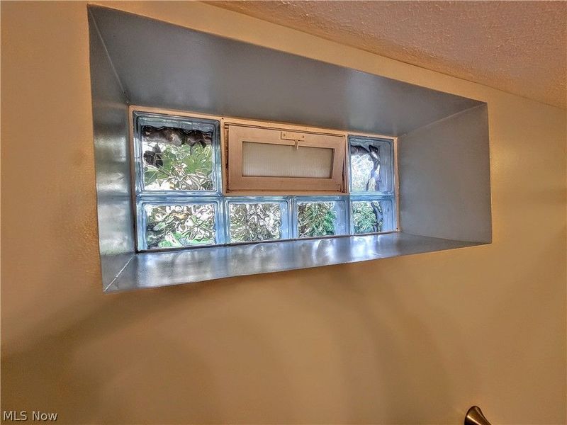 18160 Kalvin Drive, Brook Park, OH 44142 Photo 15