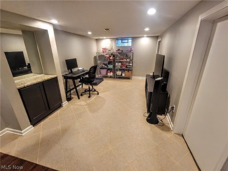 18160 Kalvin Drive, Brook Park, OH 44142 Photo 17
