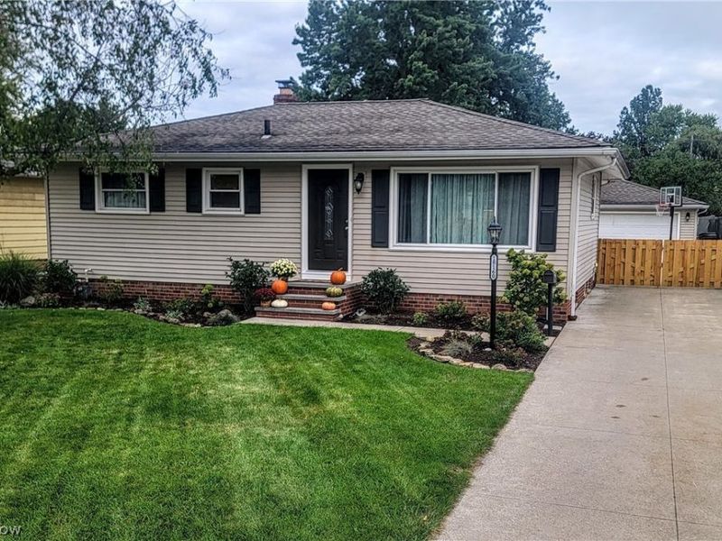 18160 Kalvin Drive, Brook Park, OH 44142 Photo 25