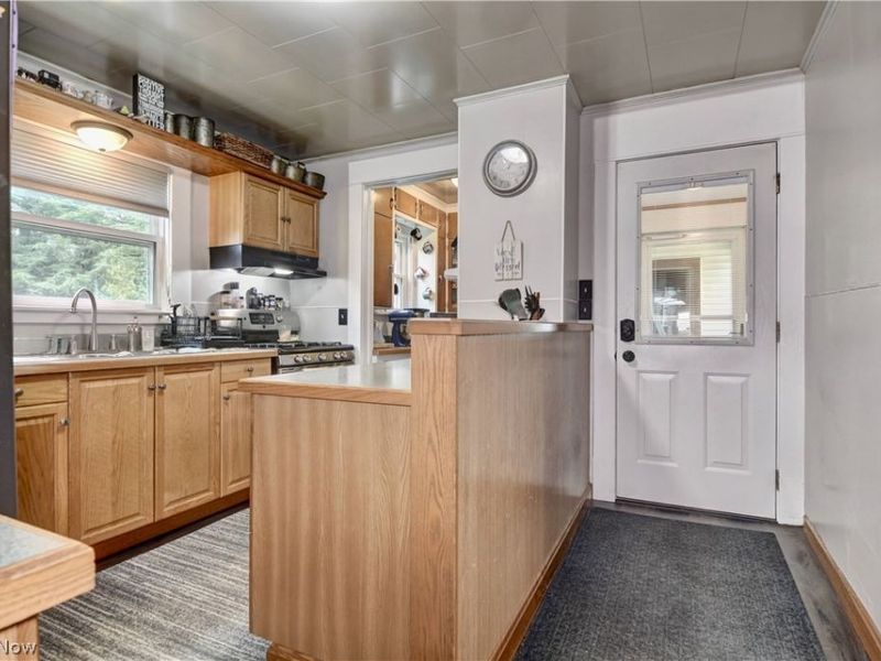 215 Dover Road NE, Sugarcreek, OH 44681 Photo 7