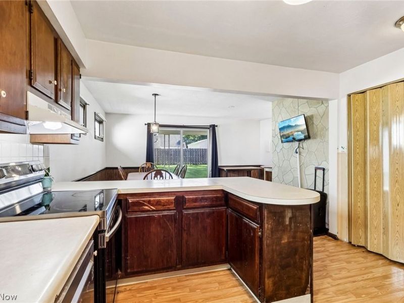 1769 Windsor Street , Cuyahoga Falls, OH 44221 Photo 10