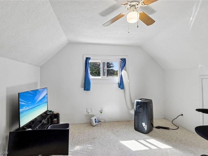 1769 Windsor Street , Cuyahoga Falls, OH 44221 Photo 21