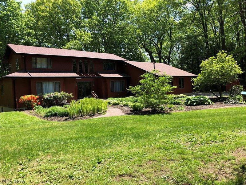434 S Amboy Road , Conneaut, OH 44030 Photo 2