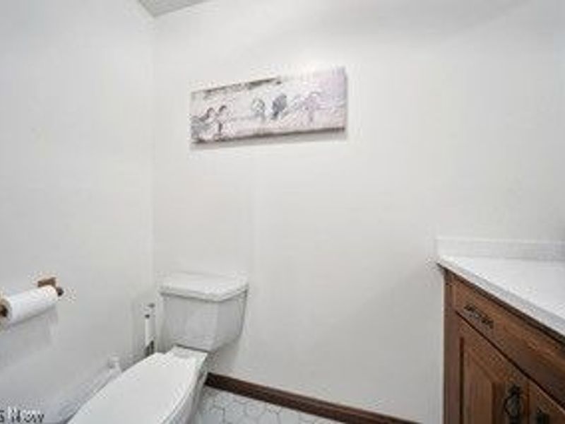 434 S Amboy Road , Conneaut, OH 44030 Photo 39