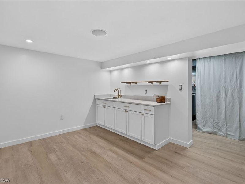 15521 Frick Court , Cleveland, OH 44111 Photo 38