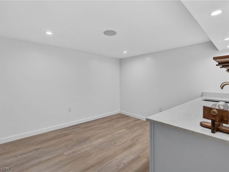 15521 Frick Court , Cleveland, OH 44111 Photo 39