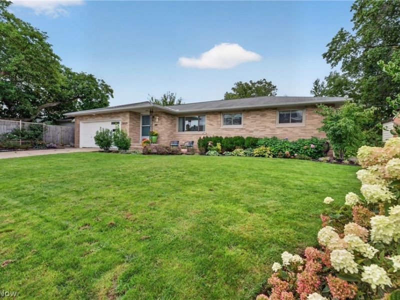 15521 Frick Court , Cleveland, OH 44111 Photo 45