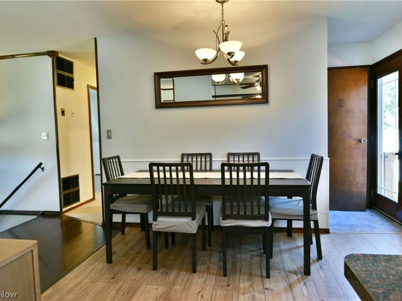 8285 Longview Drive NE, Warren, OH 44484 Photo 21
