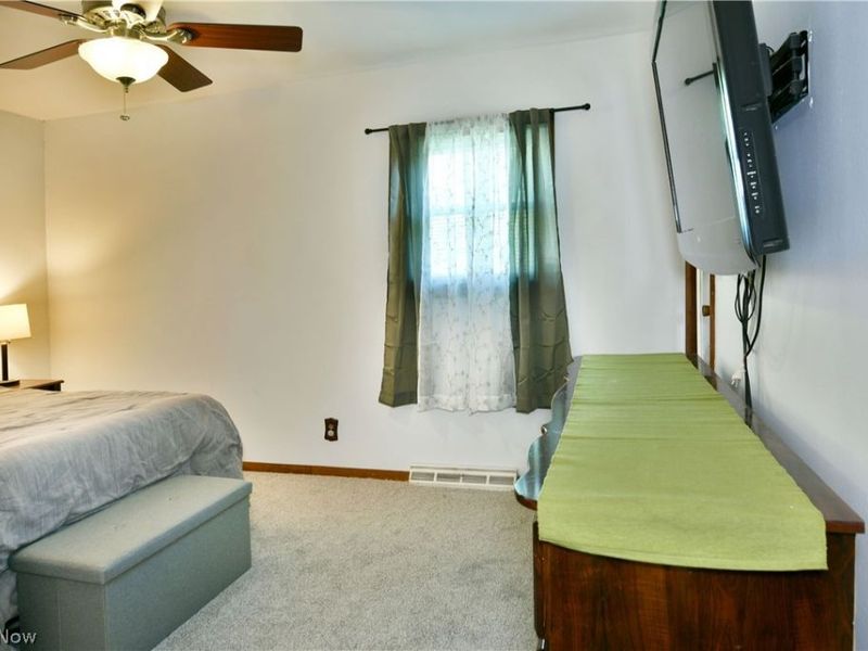 8285 Longview Drive NE, Warren, OH 44484 Photo 39