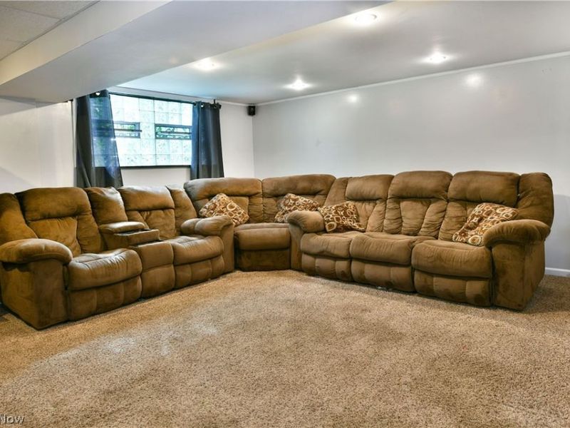 8285 Longview Drive NE, Warren, OH 44484 Photo 45
