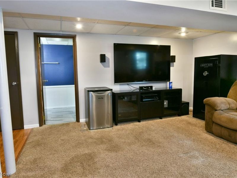 8285 Longview Drive NE, Warren, OH 44484 Photo 46