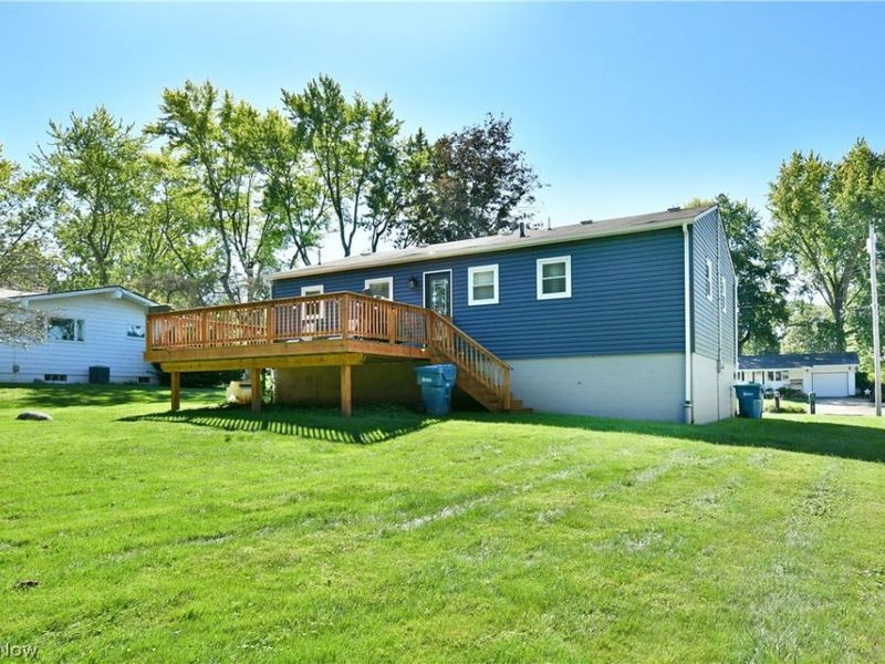8285 Longview Drive NE, Warren, OH 44484 Photo 5