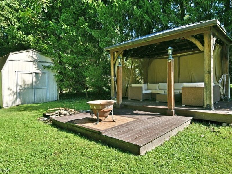 8285 Longview Drive NE, Warren, OH 44484 Photo 8