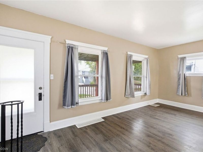 4324 Ardmore Avenue, Cleveland, OH 44109 Photo 10