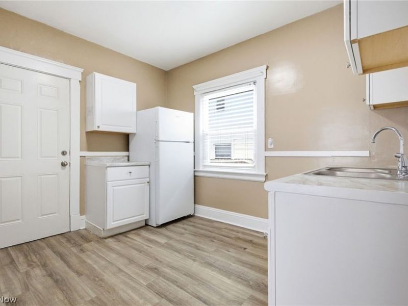 4324 Ardmore Avenue, Cleveland, OH 44109 Photo 17