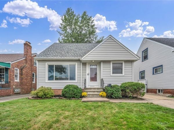 6507 Forest Avenue , Parma, OH 44129